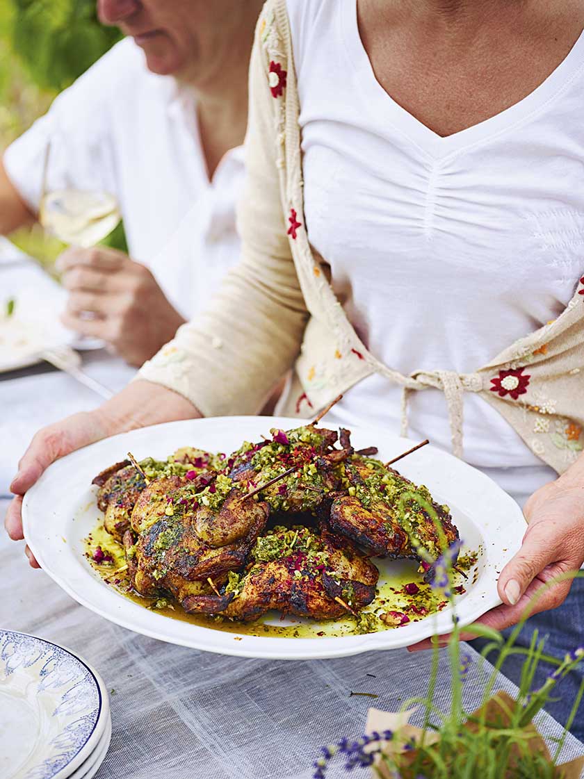 Wachteln mit Zitronen- Koriander-Salsa