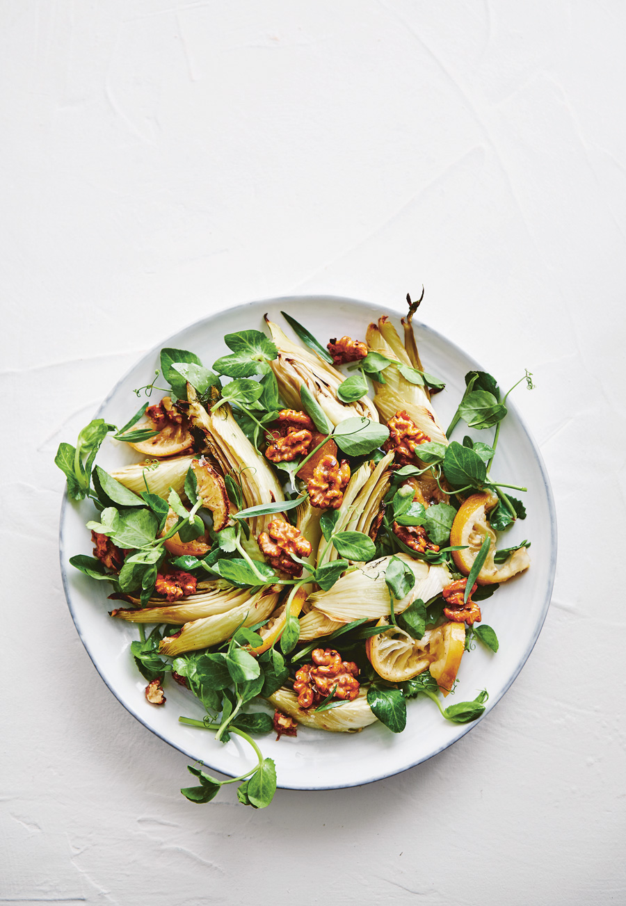 Röst-Fenchel und -Zitronen mit Kurkuma-Walnüssen