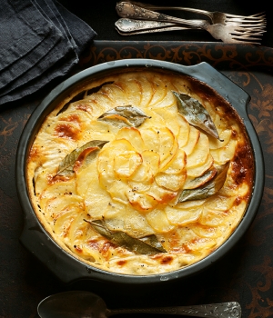 Cremiges Lorbeer-Kartoffel-Gratin mit Mascarpone