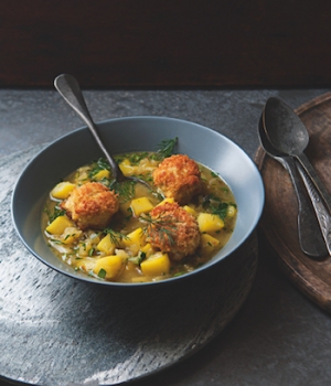 Fischküchlein Marseiller Art mit Safran, Fenchel und Kartoffeln